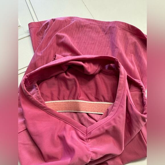 Under Armour Heat Gear Pink Ruched Tank Top Built In Bra Size Small - Picture 7 of 7